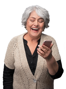 Freudige Frau mit Smartphone